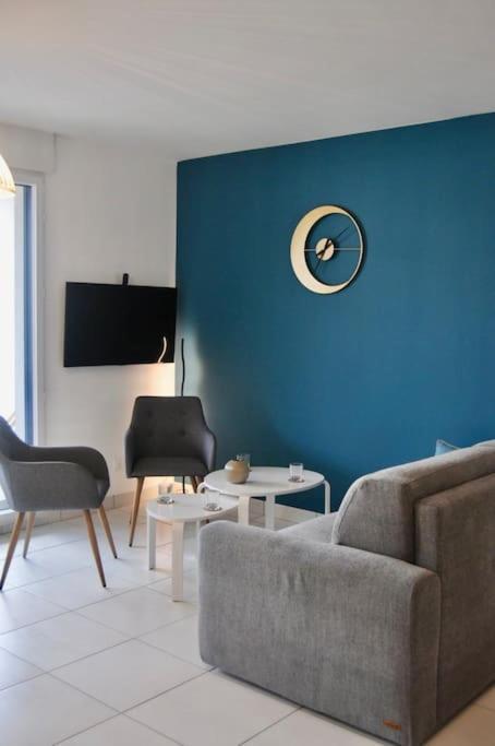 Elegant & Spacieux, Place Du Dauphin A بورنيشّيه المظهر الخارجي الصورة